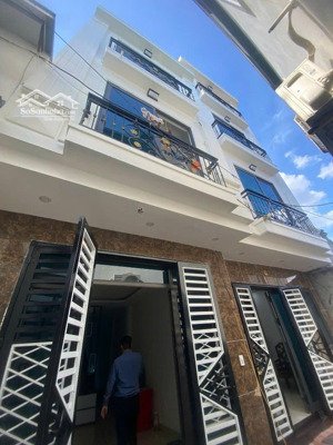 anh em cần bán nhà vân côn sát đại lộ thăng long - 51m2*4t cách đường ôtô 20m thuận tiện vào nội đô