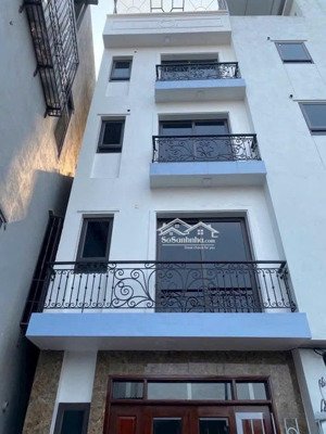 bán nhà riêng. dt. 45m2. mt 4,5m. 5 tầng. 6 ngủ. 6vs.