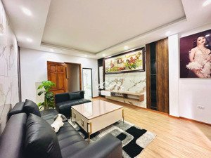 siêu phẩm - cực vips - văn chương - diện tích 42m2 ,thang máy - pun nội thất 9.8 tỷ - đống đa