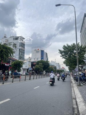 bán gấp nhà chưa qua đầu tư mt nguyễn văn lượng gv dt 150m2 nhà trệt 2 lầu giá chỉ 15 tỷ ~100tr/m2