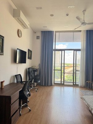 gấp! chủ nhà gửi bán gấp trong tháng shophouse midtown full nội thất, giá 5 tỷ sổ hồng lâu dài