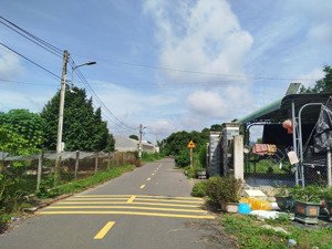 bán ngộp lô đất ngay khu dân cư 200m đối diện trường cấp 2 an linh sẵn thổ cư giá đúng 380tr sổ sẵn