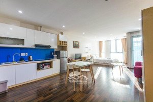 cho thuê studio tầng 4 - thoáng mát, đầy đủ tiện nghi tại tây hồ