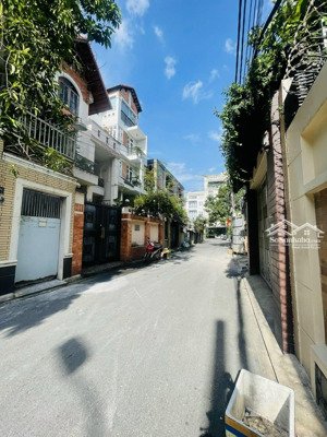 bán nhà cấp 4 tiện xây mới cao thắng, p.12, q.10, dt 5x15, giá 8,9 tỷ, thương lượng