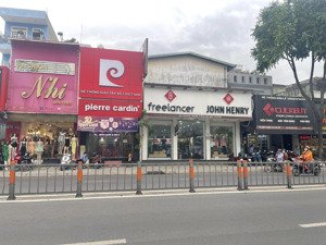 cần bán gấp nhà mt kinh doanh quang trung, gv, dt 5x20m giá chỉ 10.9 tỷ, lh 