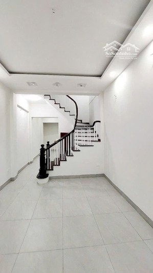 bán nhà 5 tầng, diện tích 45m, phố nguyễn khánh toàn, ngõ thông, ô tô đỗ cửa, cách phố 50m