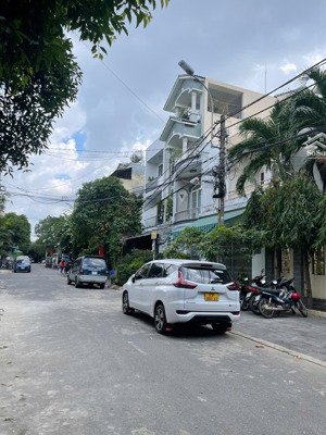 bán nhà mặt tiền đường 14m phường tây thạnh, diện tích 5mx20m, 1 trệt + 1 lầu, đường nội bộ rất đẹp