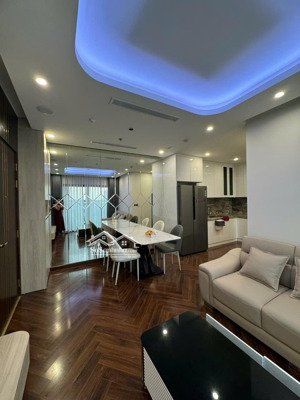 cần bán căn hộ cao cấp 2pn diamond crown lê hồng phong full đồ 3.5 tỷ