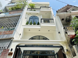nhà gần nhiều tiện ích hoàng hoa thám p6 bình thạnh, dt: 49,7m2, shr