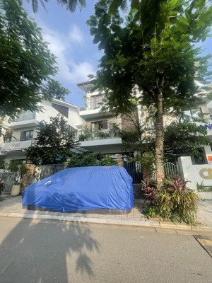 biệt thự đẳng cấp kđt văn quán lô góc 215m2, mặt tiền 10m giá đầu tư