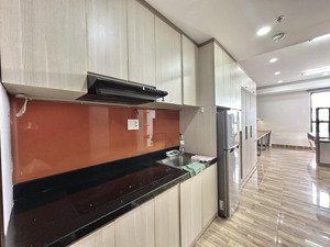 cho thuê offictel garden gate, 33m2 full nội thất y hình, view hồ bơi chỉ 11,5tr/tháng