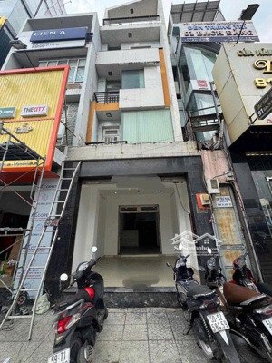 cho thuê nhà mặt tiền đường bạch đằng, quận bình thạnh diện tích 92m2, trệt 3 lầu st giá 55tr