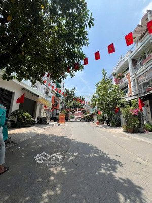 nhà 3 tầng mới, 65m2, 4pn đường nhựa 7m khu dân cư vip ngay đặng văn bi. giảm còn 7 tỷ