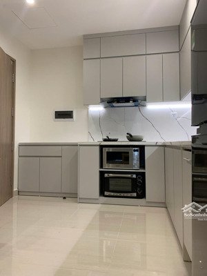 cho thue căn 2n2wc căn góc rộng 64m2 giá có thương lượng ạ