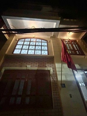 chính chủ cho thuê nhà 4 tầng , 52m2 phố trần điền - thanh xuân