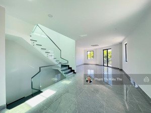 căn góc sân vườn nhà phố lakeview city dt 9x20m hoàn thiện nội thất mới giá 35 triệu lh 