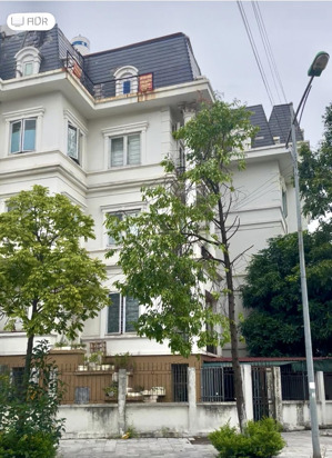 bán nhanh căn góc biệt thự lideco, mặt đường 24m kinh doanh, dt 165m giá 25 tỷ. lh 