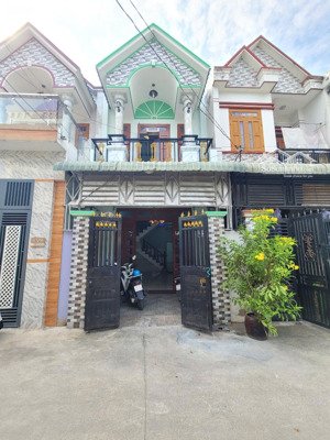 bán nhà 1 lầu gần đường lê văn tiên - dĩ an