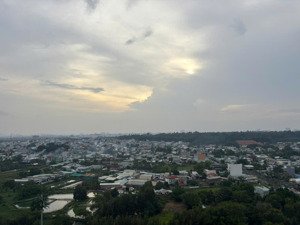 chính chủ cho thuê căn hộ 2 phòng ngủ tầng 18 view siêu đẹp khu origami kdt vinhomes grand park