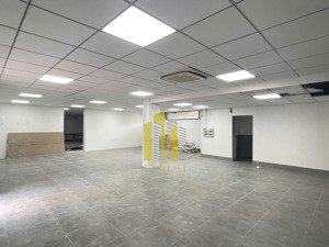 cho thuê mặt bằng văn phòng - showroom mặt tiền nguyễn văn hưởng - giá từ 389.100đ/m2