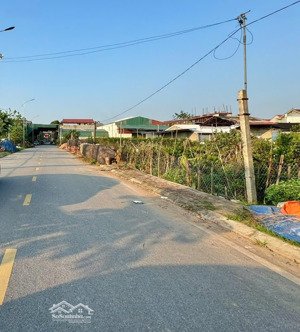 chính chủ bán lô đất 2 mặt đường view hồ siêu đẹp diện tích 180m2 đất ở tại phù bãi