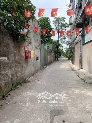 bán nhà đẹp long biên - 5 tầng - mt4m - 45m - ô tô đỗ - chỉ với 5,x tỷ ( có tl )