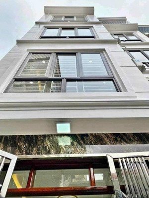 chính chủ bán căn 4 tầng 35 m-hoàn thiện đẹp 2 mặt ngõ thoáng-gần cấp 3 lê lợi-ngã 5 hà trì-6.5 tỉ