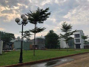 chính chủ bán lô đất ngay phường thủ dầu một tp.hcm giá ưu đãi đầu tư chỉ 1tỷ1 sổ hồng riêng