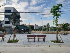 Thanh khoản lô đất ba bước ra trường tiểu học Bùi Quang Mại, Mạch Lũng, Đại Mạch, gần Ô tô