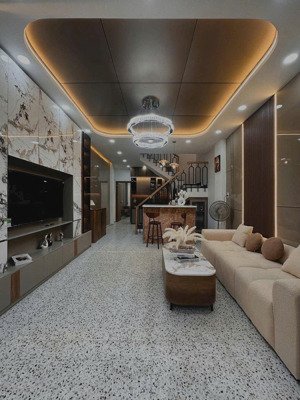 siêu phẩm luxury phú nhuận. dt 3.9x14.5m, 2 tầng