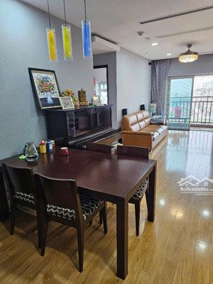cho thuê căn hộ full đồ, 3 ngủ, 105m2, căn góc giá 20tr tại hòa bình green apartment