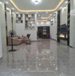 bán nhà đường nguyễn trãi, phường 2, quận 5, dt: 5x10m, 2 tầng, giá 8,5 tỷ