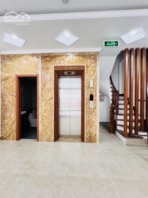 chính chủ gửi bán building duy nhất - lô góc 2 mặt phố nguyễn đổng chi - gần vincom hàm nghi
