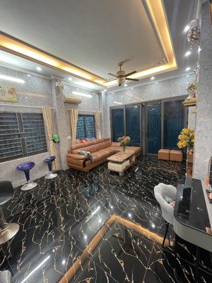 bán nhà dòng tiền đầu tư sinh lời