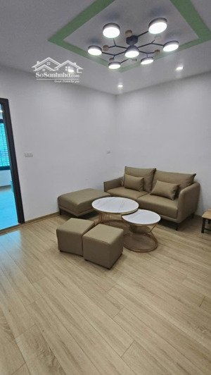 chính chủ cần bán căn tập thể tầng 5 - quỳnh mai - hai bà trưng - ô tô đỗ - 85m2