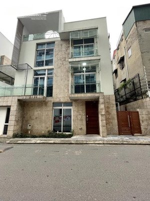 biệt thự thuỵ khuê - hàng xóm cán bộ cấp cao - khu vip tây hồ