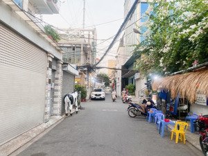 trương công định p.14 tân bình , sát bàu cát nhà 2 tầng 73m2 nhà xây chắc chắn , một đời chủ