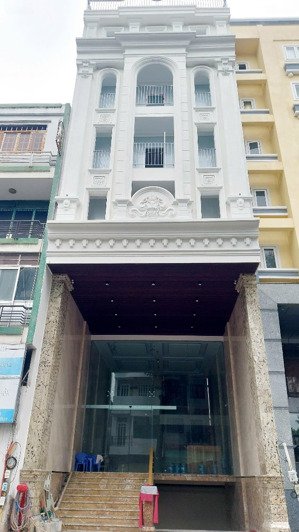 cho thuê nhà mặt tiền 449c sư vạn hạnh, phường 12, quận 10 - có hầm để xe