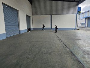 cho thuê 2 kho xưởng, khuôn viên: 10.000m2 trong kcn vĩnh lộc, bình tân, pccc tự động