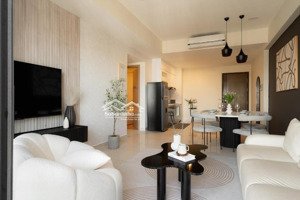 cho thuê căn hộ q1 ngay phố tây bùi viện - 2pn view thành phố tuyệt đẹp - 8p tới chợ bến thành