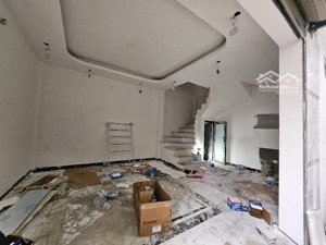 bán nhà đẹp long biên - ô tô đỗ cổng - phố bát khối - 15 ngày nữa hoàn thiện bàn giao