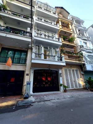 bán nhà mặt phố tại đường an dương dt: 75m2, giá: 25 tỷ. tây hồ