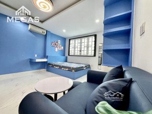 cho thuê phòng full nội thất siêu xinh chỉ tính tiền điện - 40m2 - sát bên vòng xoay dân chủ