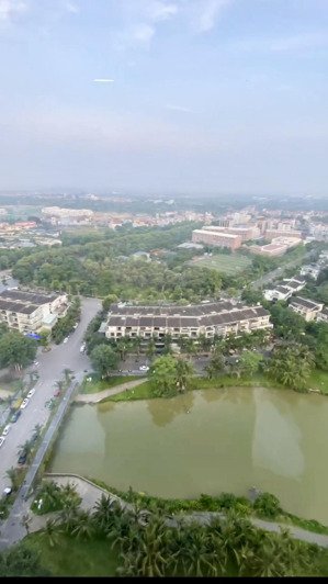 hàng siêu hiếm - tìm chủ mới cho căn hộ 77m2 ban công rộng toà lake - kđt ecopark. lh 