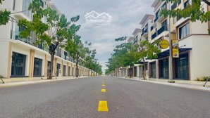 shophouse 120m2 full giá 5,9 tỷ. lh: 