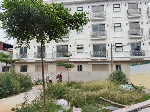 lô đất văn bình- văn giáp- thường tín. dt46,6m mt4,8m giá 2,85 tỷ. sát đấu giá văn bình. 30m ô tô