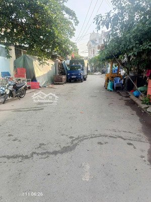 cần tiền bán gấp nhà bên hông trường tiểu học nguyễn bình, đường nguyễn bình, phú xuân, nhà bè.