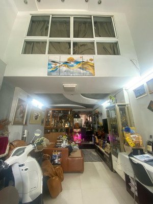 bán nhà mt lô d khu cư xá phú lâm d, p.10, q.6, dt 4 x 18m, 4 tấm, giá 11 tỷ