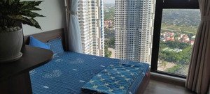 sol forest: ch 52m2 2pn1vs, tầng cao, view thoáng, nội thất đẹp, giá 3.150 bao phí