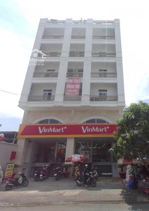 bán chdv mt lý phục man, bình thuận, quận 7. dt: 12x40m. hầm-8 tầng hđt: 500 triệu. giá: 65 tỷ